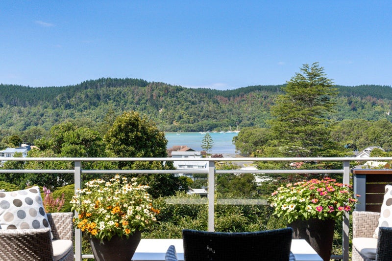 105 Waireka Place, Whangamata - Carousel 1