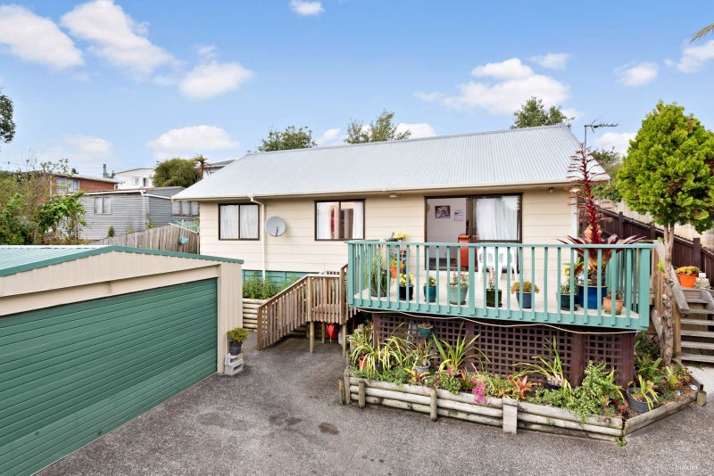 2/18 Evans Road, Glen Eden, Auckland - Carousel 2