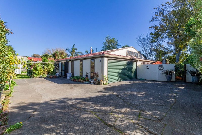 82 Avondale Road, Taradale, Napier - Carousel 2