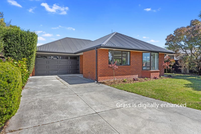 33 Royal Park Drive, Parklands, Christchurch - Carousel 1