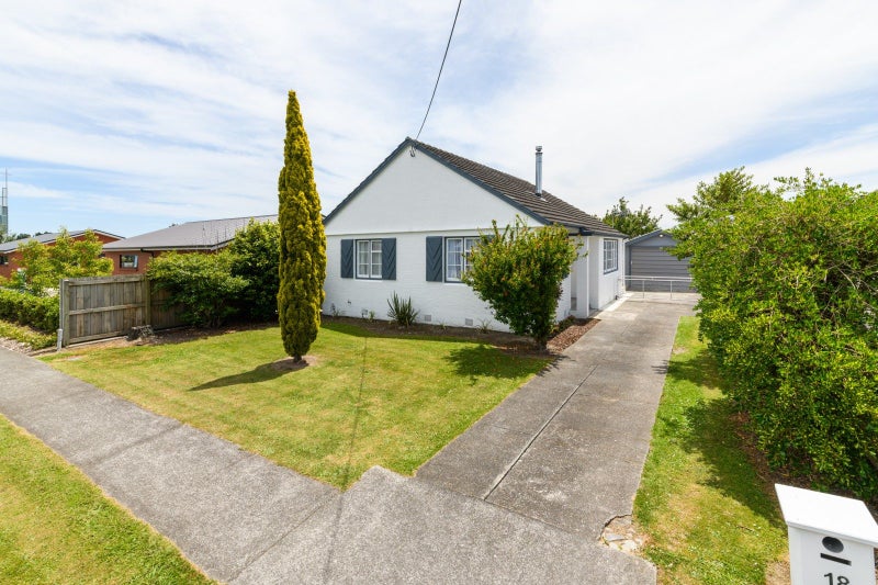 18 Monmouth Street, Feilding, Feilding - Carousel 1