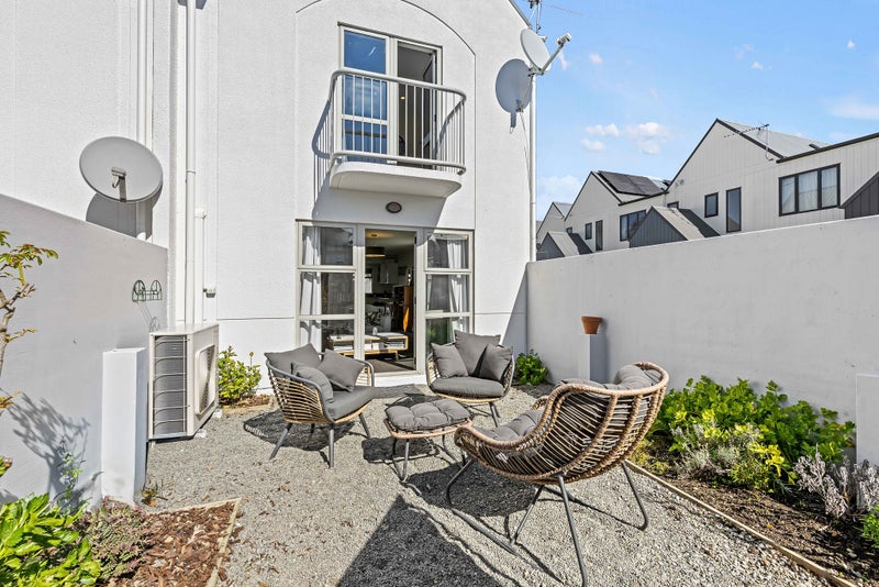 2/30 Melrose Street, Christchurch Central, Christchurch - Carousel 2