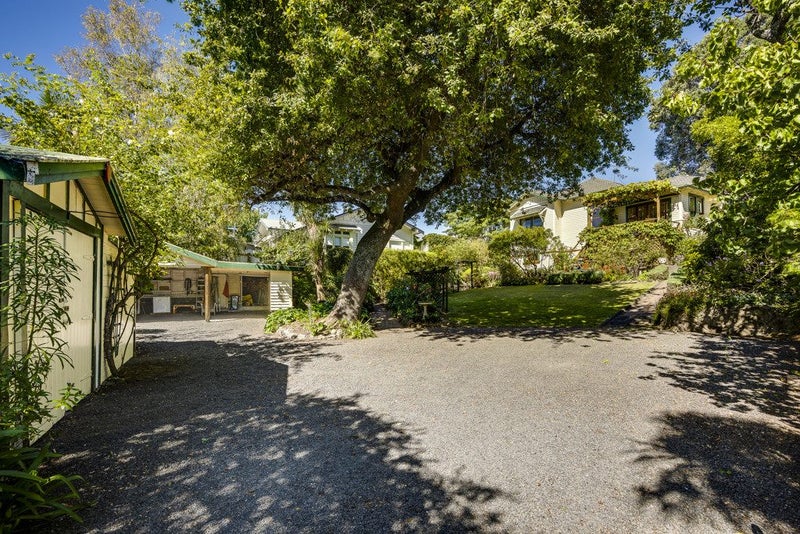 19 Cameron Road, Bluff Hill, Napier - Carousel 23