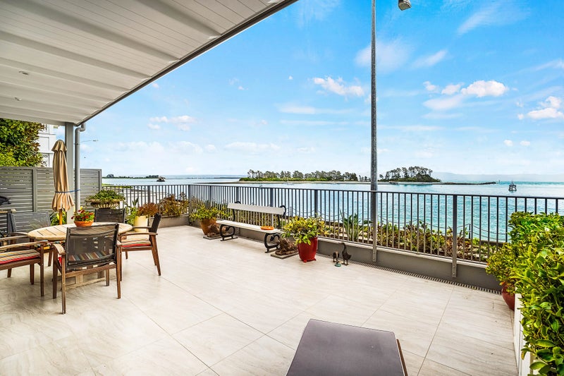 1/371 Wakefield Quay, Stepneyville, Nelson - Carousel 2