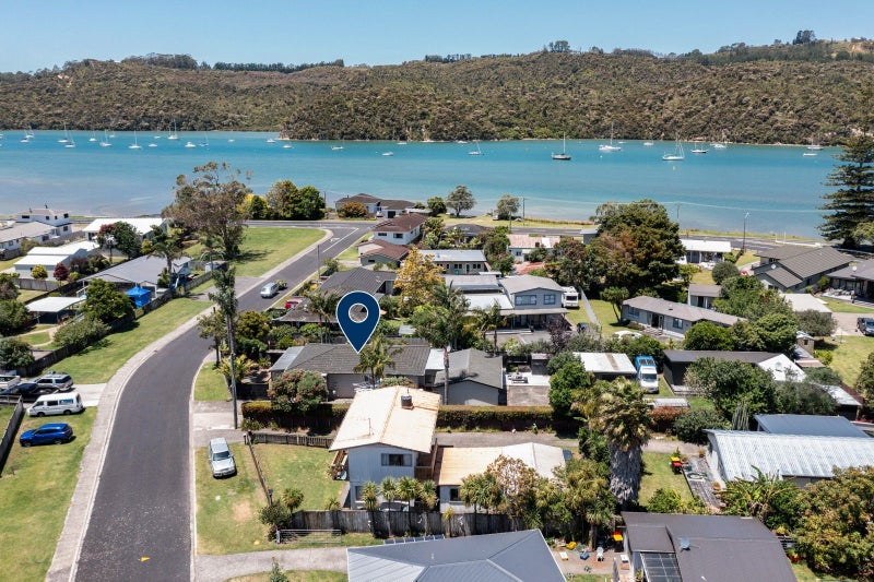 6A White Street, Whitianga - Carousel 1