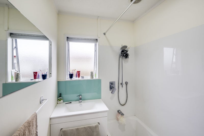 15A Alexander Avenue, Onekawa, Napier - Carousel 6