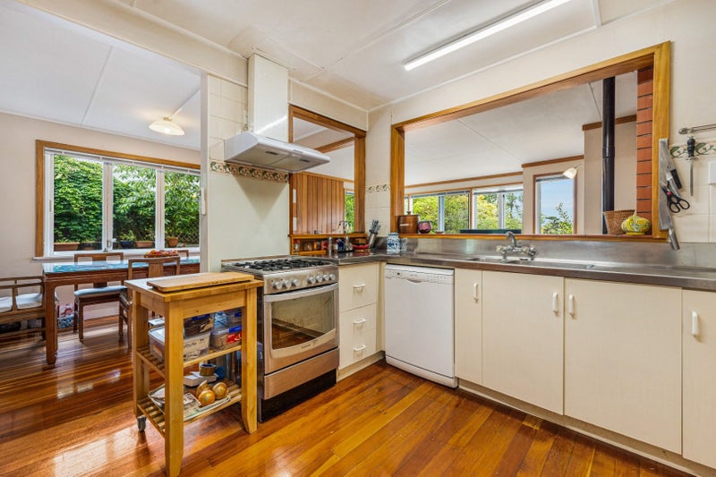 42 Clifton Terrace, Fitzherbert, Palmerston North, Manawatu / Whanganui - Carousel 2