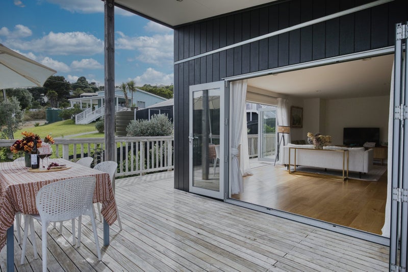 26 Kennedy Road, Surfdale, Waiheke Island - Carousel 1