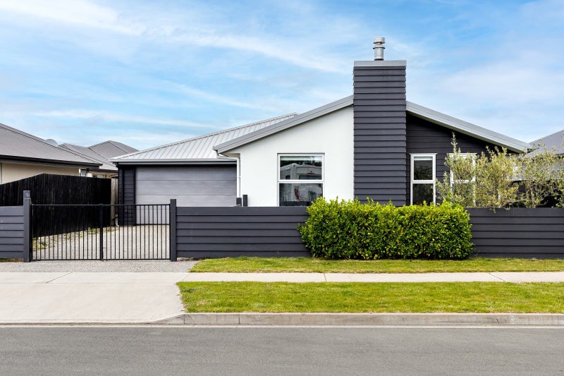 5 Paretona Street, Motueka - Carousel 1