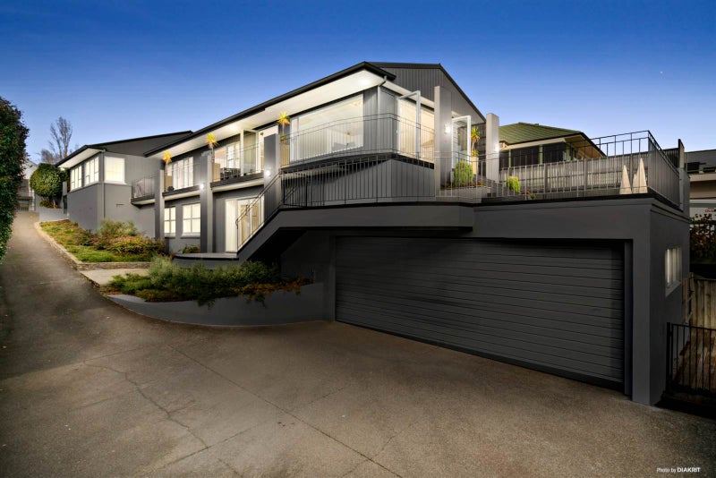 18 William Fraser Crescent, St Heliers, Auckland - Carousel 1