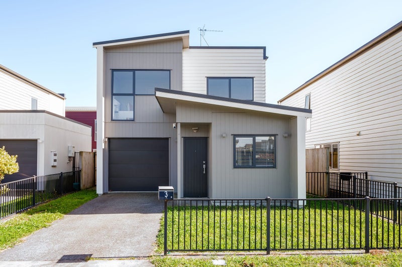 3 Rebekah Crescent, Flagstaff, Hamilton - Carousel 1