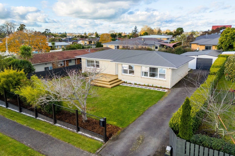 3 Russleigh Drive, Dinsdale, Hamilton - Carousel 3