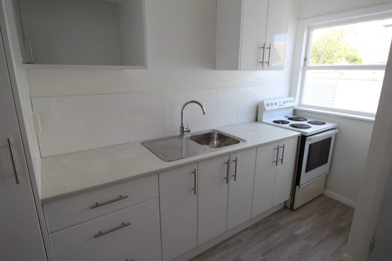 2/11 Pascal Street, City Centre, Palmerston North, Manawatu / Whanganui - Carousel 2