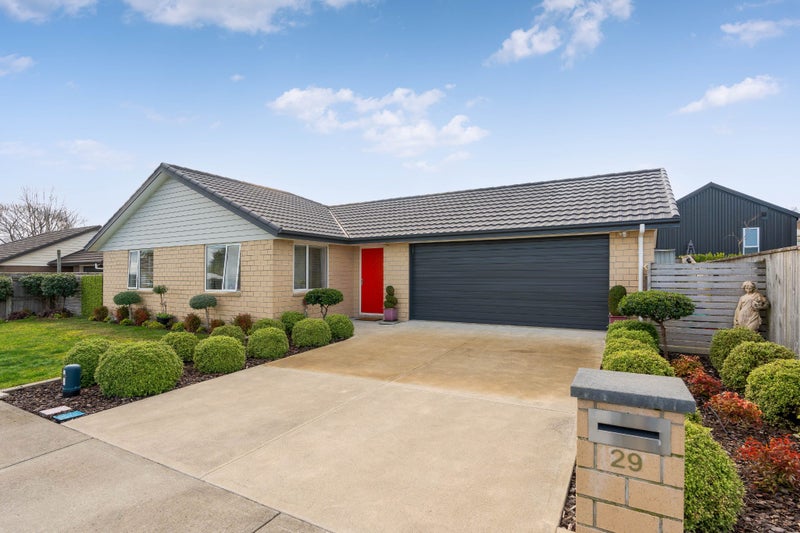29 Tarata Grove, Lansdowne, Masterton - Carousel 20