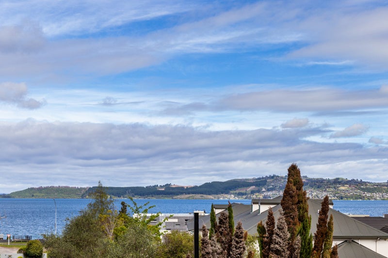 3/15 Napier Road, Hilltop, Taupo - Carousel 1