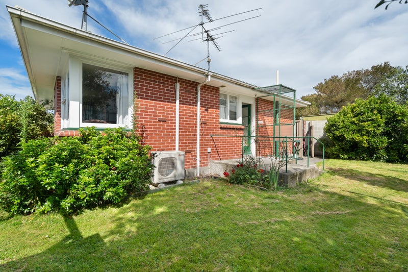 4/21 Newnham Terrace, Upper Riccarton, Christchurch - Carousel 1