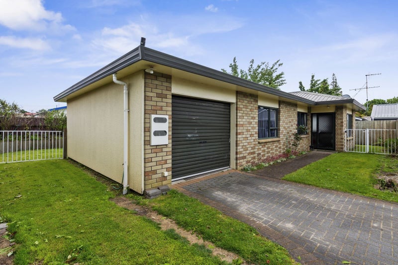 13C Ann Street, Victoria, Rotorua - Carousel 1