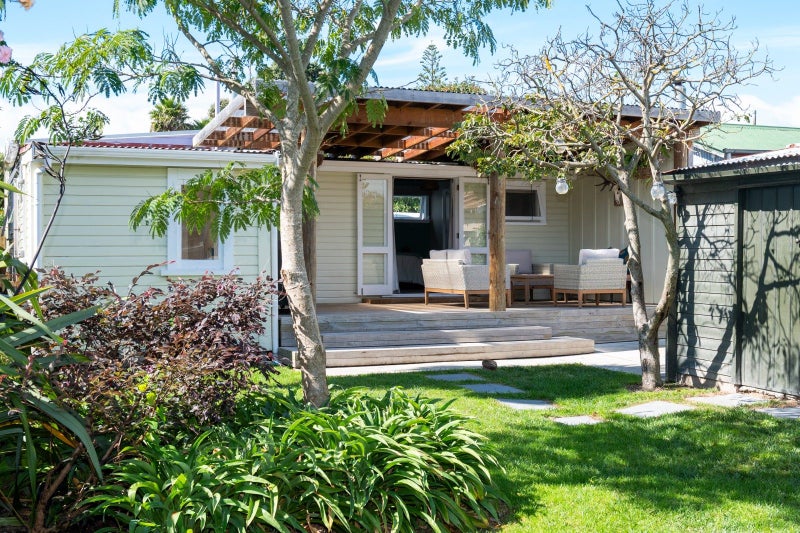 5 Grove Road, Haumoana, Haumoana - Carousel 2