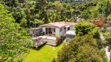 2 Pearl Street, Mangawhai Heads, Mangawhai - Carousel 1