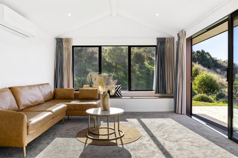 5 Grandview Lane, Acacia Bay, Taupo, Waikato - Carousel 2