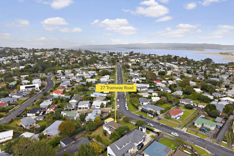27 Tramway Road, Beach Haven, Auckland - Carousel 27