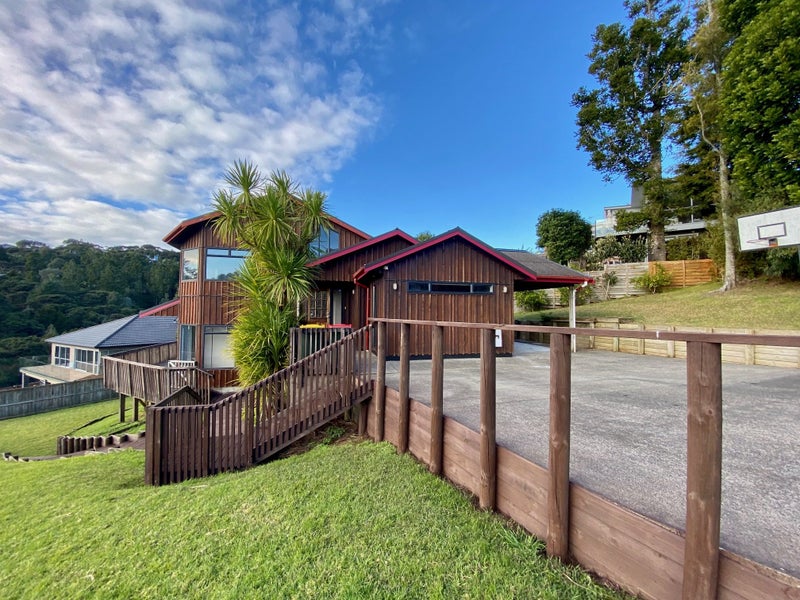 103 Island Bay Road, Beach Haven, Auckland - Carousel 2