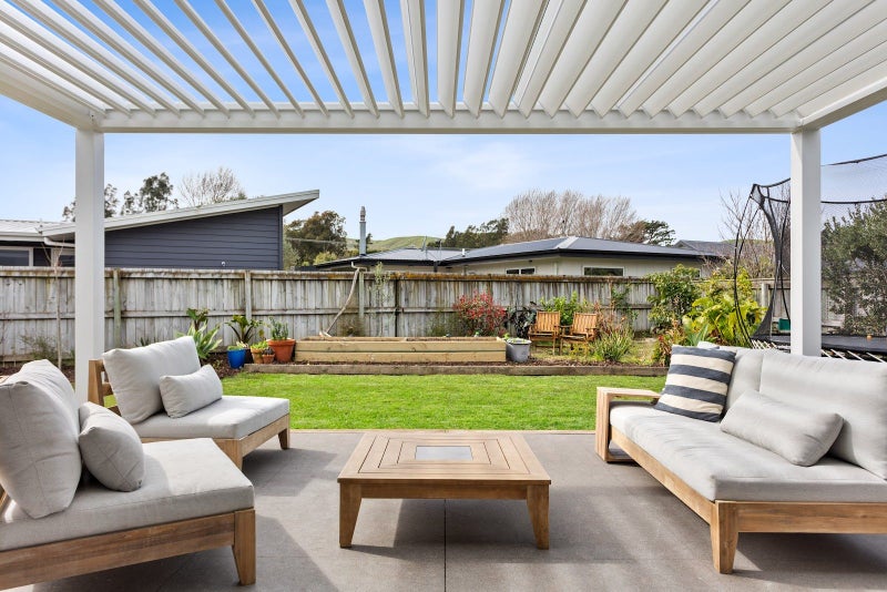 6 Hamilton Drive, Wainui, Gisborne, Gisborne - Carousel 1