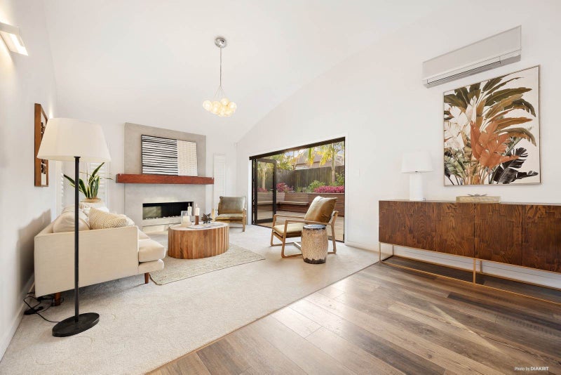 2/24 Ngataringa Road, Devonport, Auckland - Carousel 2