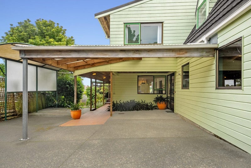 42B Combes Road, Remuera, Auckland - Carousel 1