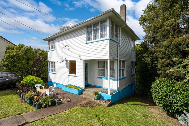 18 Forrester Avenue, Liberton, Dunedin - Carousel 1
