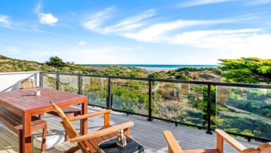 5 Somerset Grove, Waitārere Beach, Levin - Carousel 1