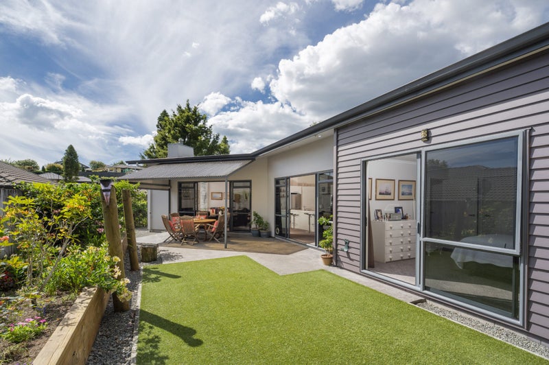 22 Edwin Grove, Bethlehem, Tauranga - Carousel 1