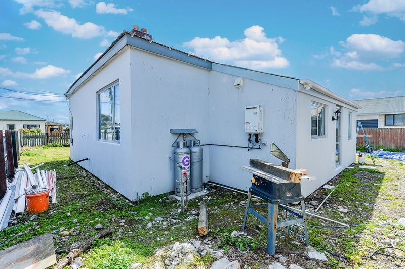 1/32 Wilson Street, Islington, Christchurch - Carousel 22