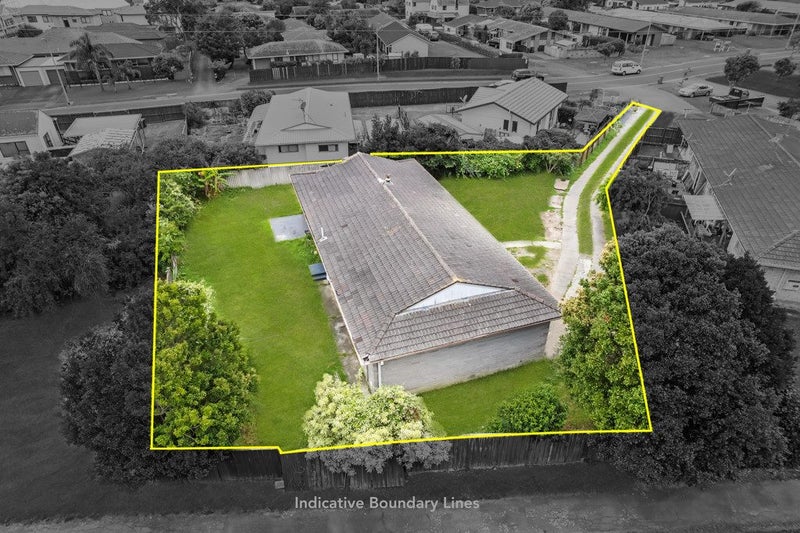 50 Latham Avenue, Pakuranga, Auckland - Carousel 1