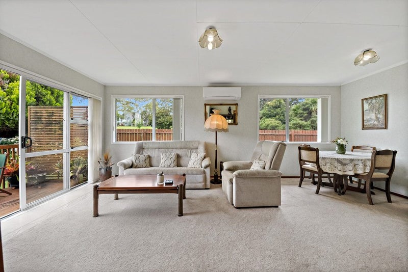 2/29 Highland Park Drive, Highland Park, Auckland - Carousel 2