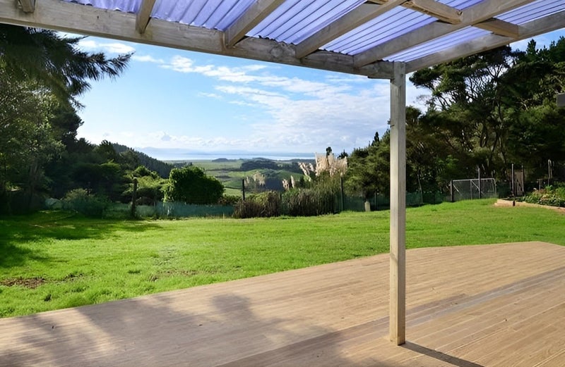 201 Mcleod Road, South Head - Carousel 3