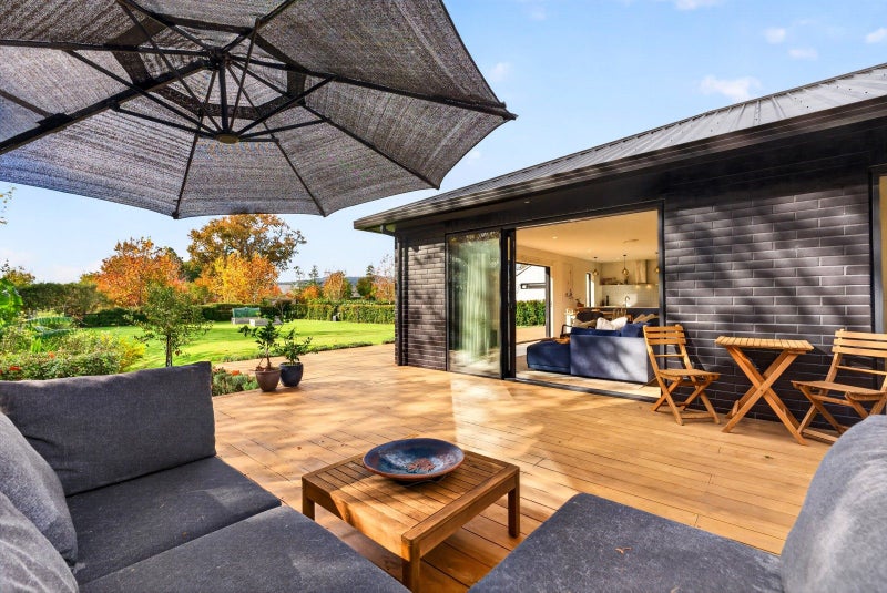 122C Monument Road, Clevedon, Clevedon - Carousel 1