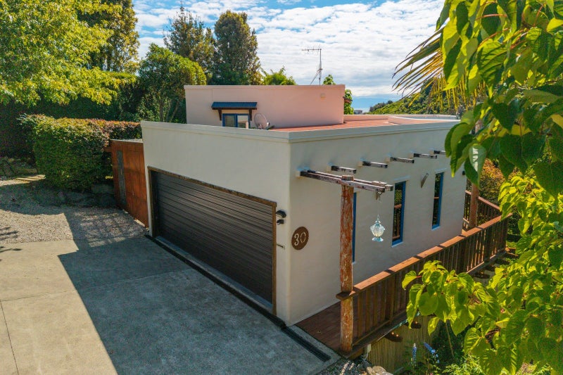 30 Strathaven Place, Atawhai, Nelson - Carousel 2