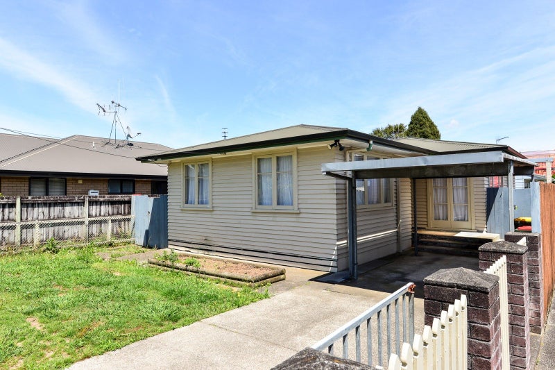 10 Paterson Street, Frankton, Hamilton - Carousel 2