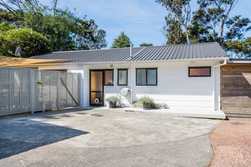 2/21 Cunliffe Place, Glenfield, Auckland - Carousel 1