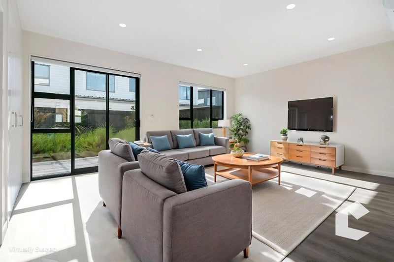 21B Lumbarda Drive, Kumeu - Carousel 2