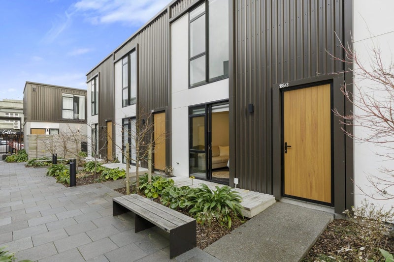 3/185 High Street, Hutt Central, Lower Hutt - Carousel 1