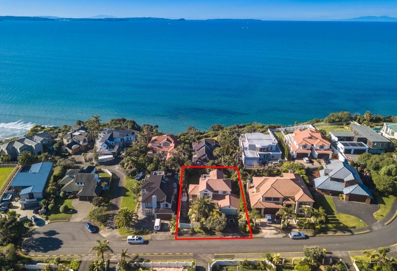 19 Gilberd Place, Torbay, Auckland - Carousel 2