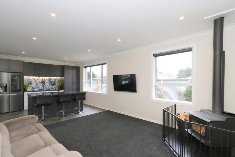 45 John Street, Strathern, Invercargill - Carousel 1