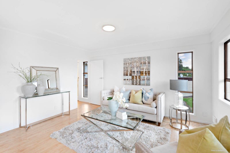 1/7 Norrie Avenue, Mount Albert, Auckland - Carousel 2