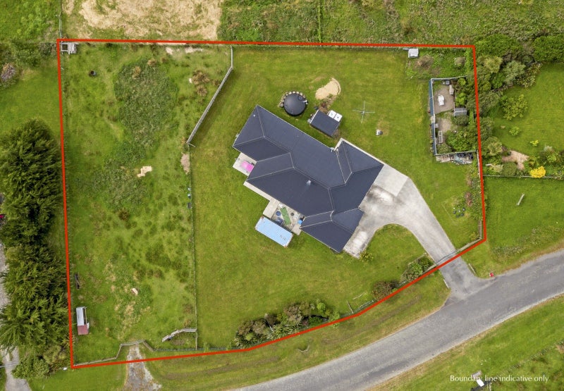 12 Highland View Drive, Tokomaru, Palmerston North - Carousel 21