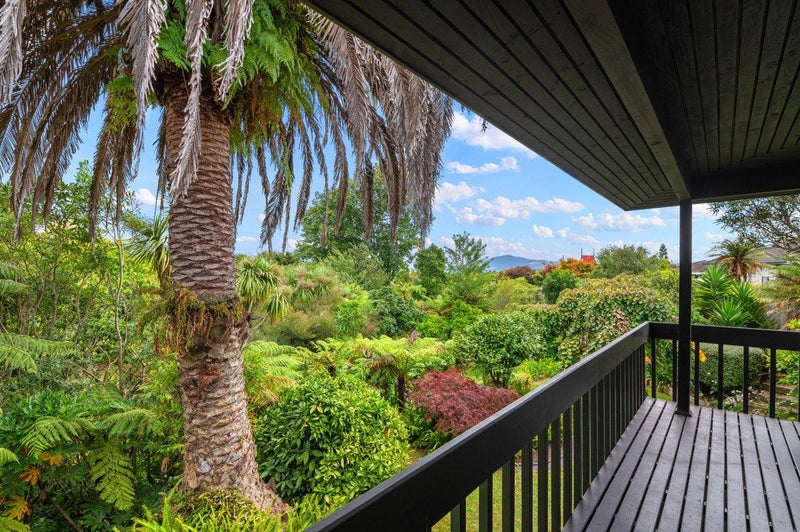21 Blackmore Drive, Lynmore, Rotorua - Carousel 1