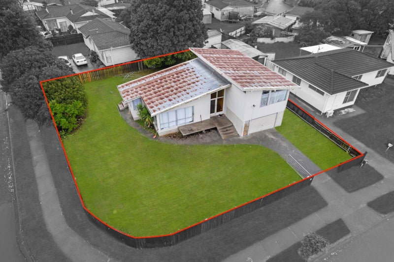 33 Pallant Street, Manurewa, Auckland - Carousel 1