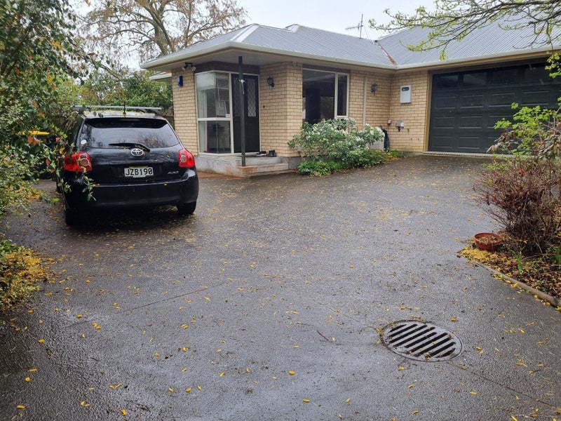 9 Manuka Street, Stokes Valley, Lower Hutt - Carousel 1