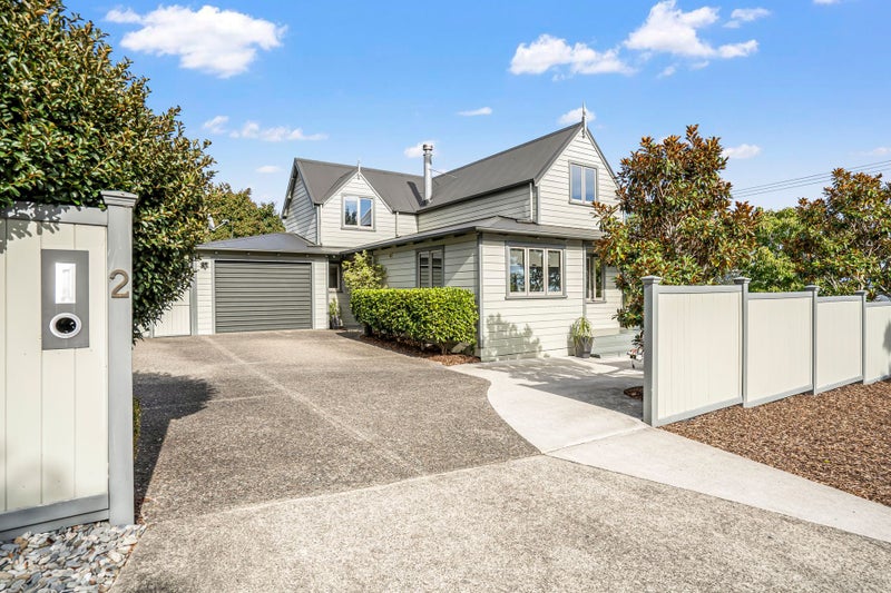 2 Hillplough Heights, Richmond, Richmond - Carousel 1